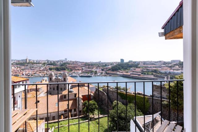 Tmh Virtudes Apartment Porto Luaran gambar